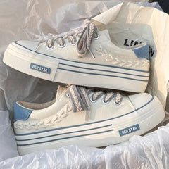 Ariana Sneakers