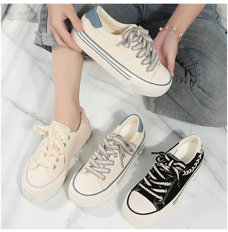 Ariana Sneakers