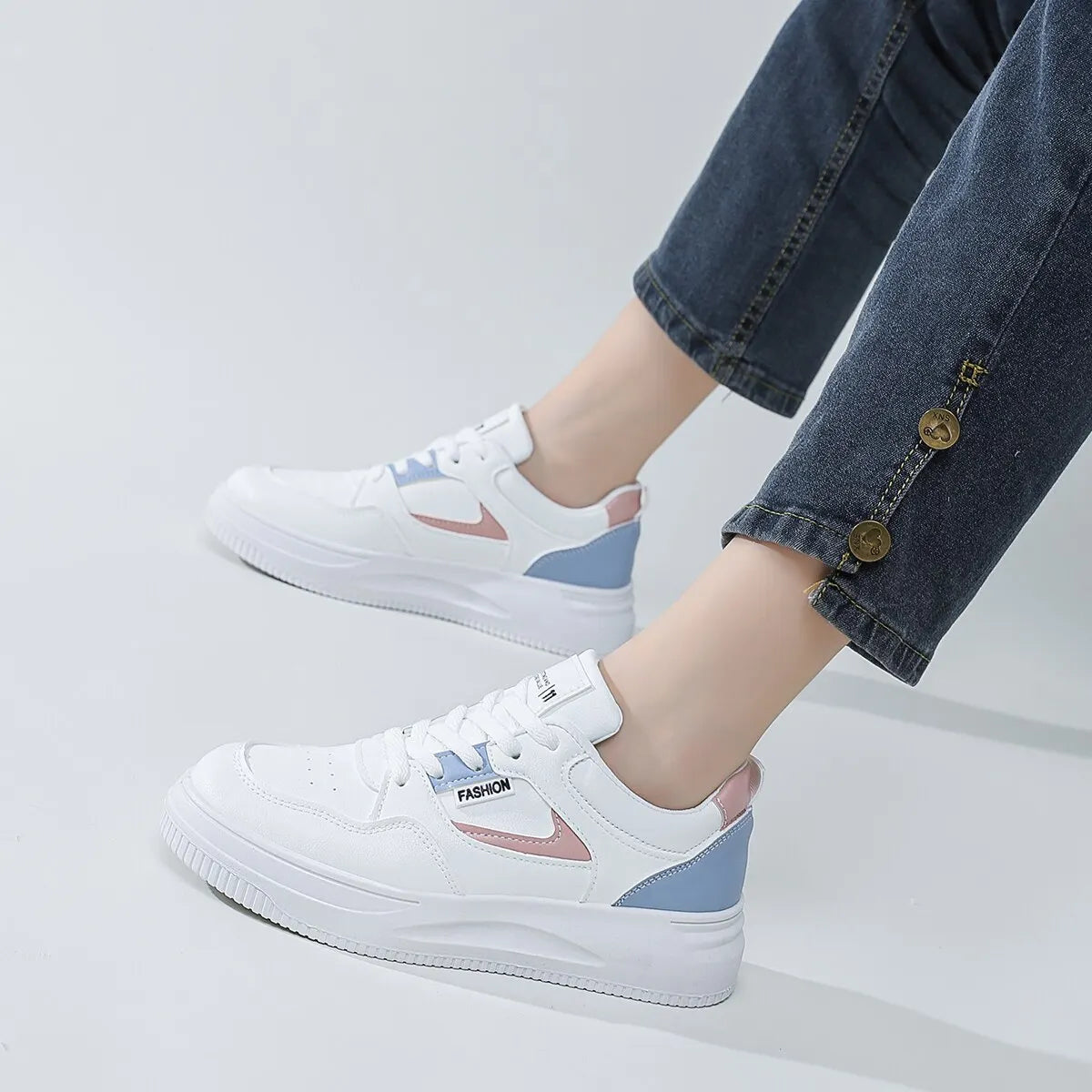Noemi Sneakers
